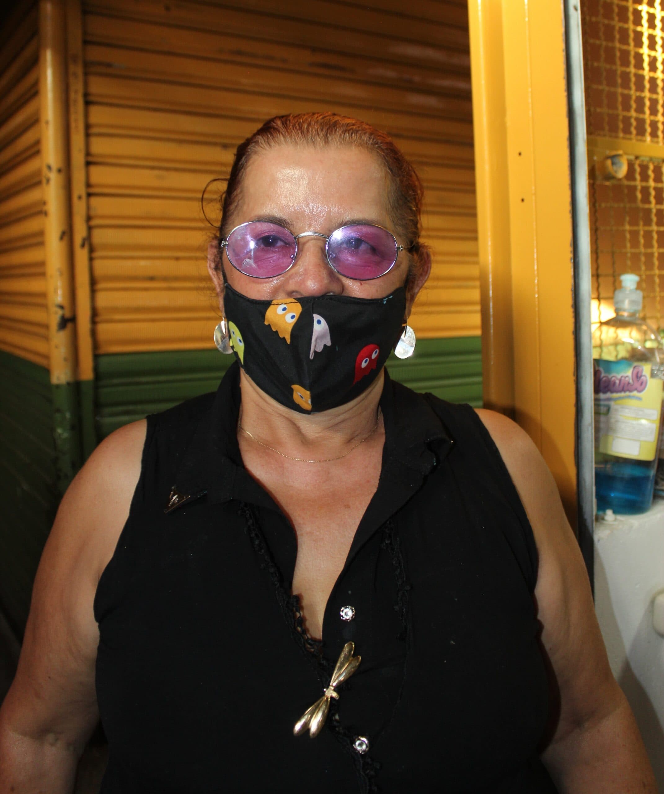 Retrato de Martica, vendedora de flores en la Placita de Flores Medellín — proyecto audiovisual de Silvana Ruiz